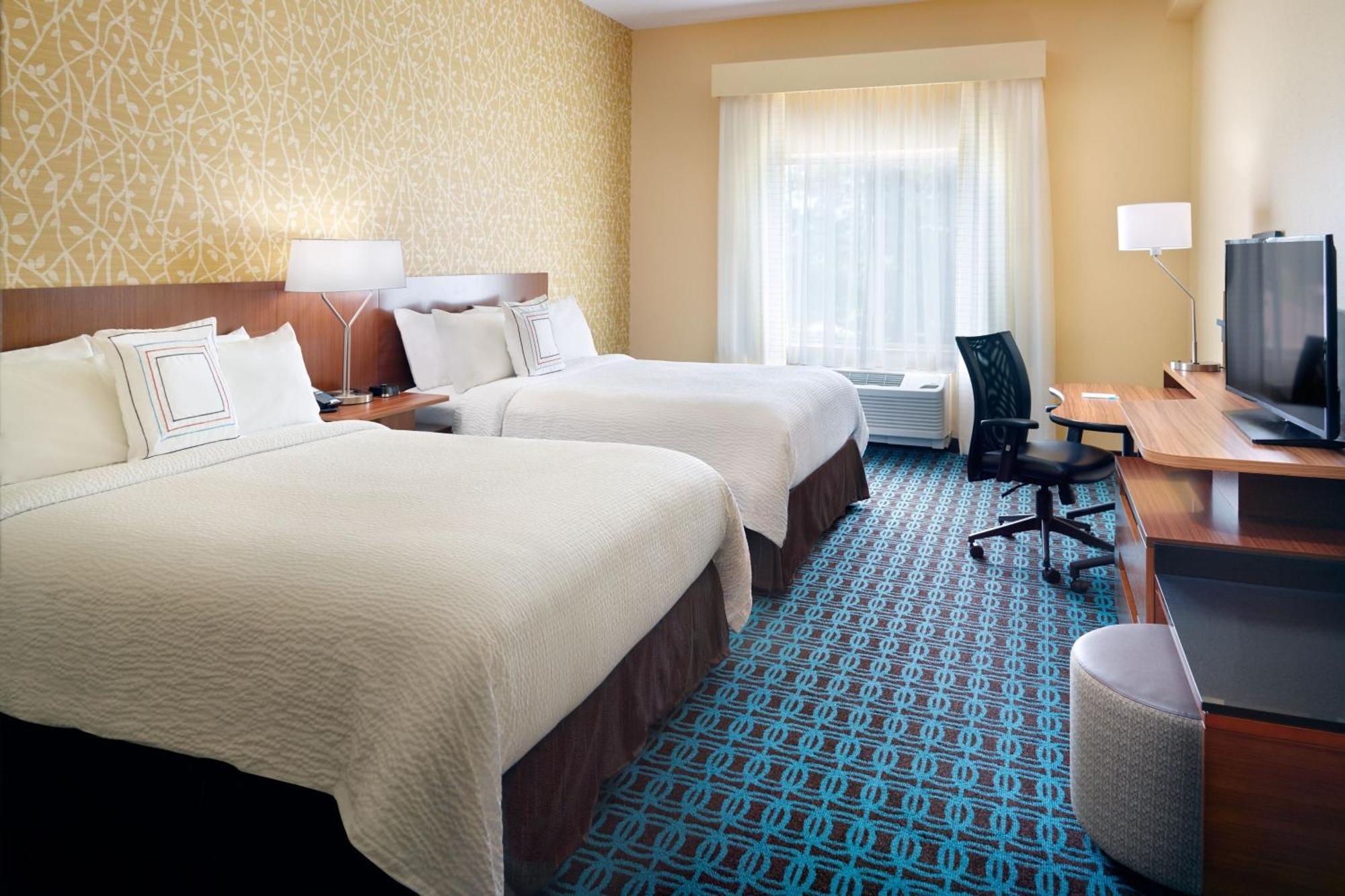 Fairfield Inn & Suites By Marriott Hendersonville Флэт-Рок Экстерьер фото